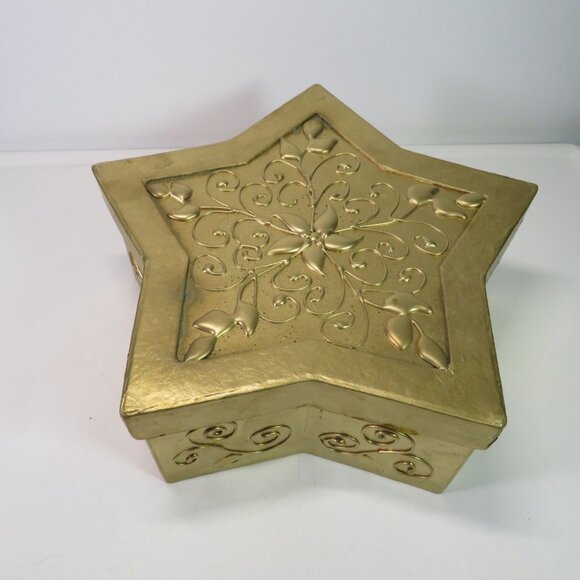 Large Gold Star Shaped Gift Box - Display Box Christmas Holiday Winter Decor - Picture 1 of 11